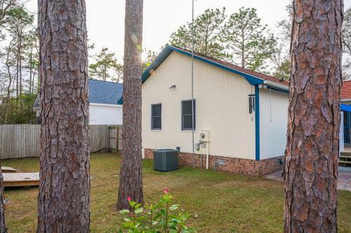 Island Hideaway By Oak Island Accommodations