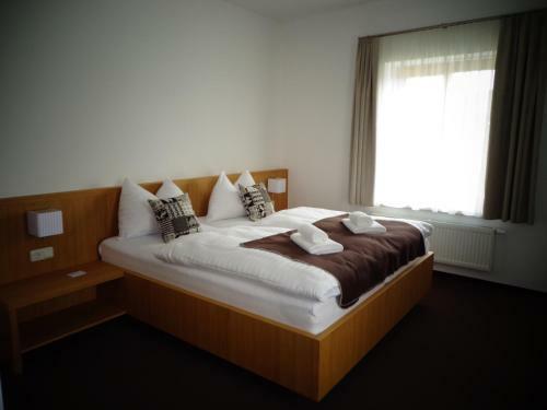 Hostal G�stehaus St. Anna
