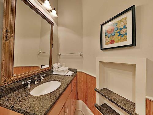 Seabourn By Southern Vacation Rentals