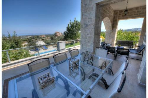 Amazing Villa Arios