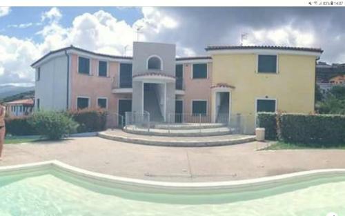 Apartamento Trilocale In Residence Con Piscina