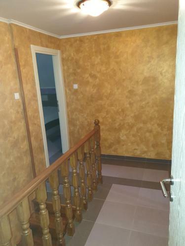"lux Apartmani M-mili?"