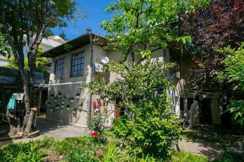 Hostal Guest House Lavr