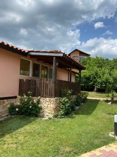 Hostal Tihiyat Kut - Ognyanovo