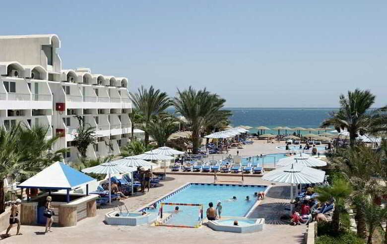 Hotel Triton Empire Beach Resort