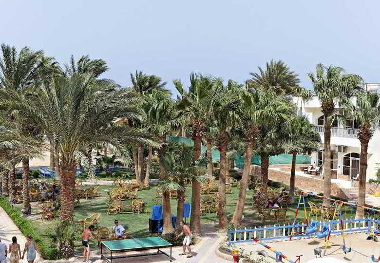 Hotel Triton Empire Beach Resort