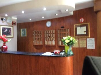 Aristote Hotel