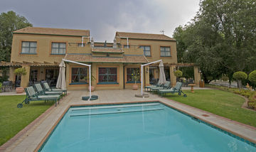 Hotel Courtyard Eastgate