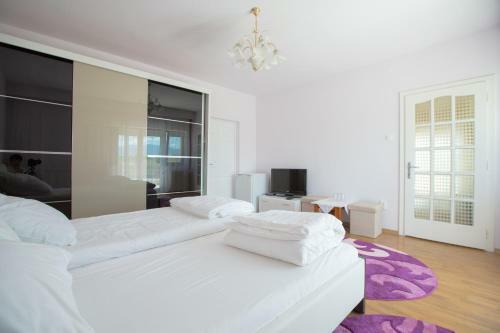 Hostal Pensiunea Ovy & Dya