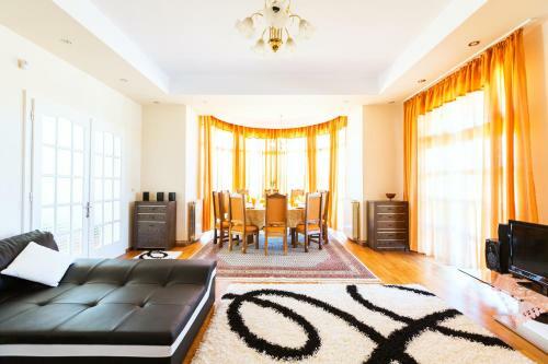 Hostal Pensiunea Ovy & Dya
