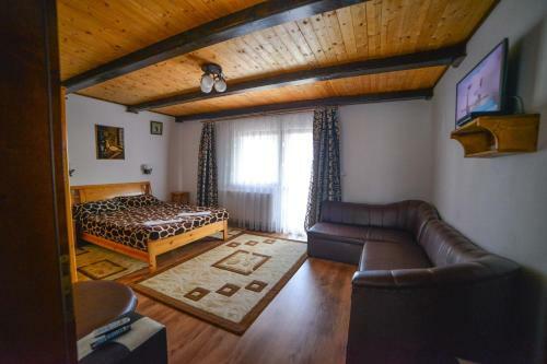 Hostal Pensiunea Montana