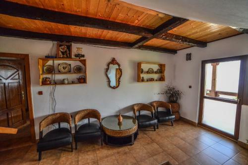 Hostal Pensiunea Montana