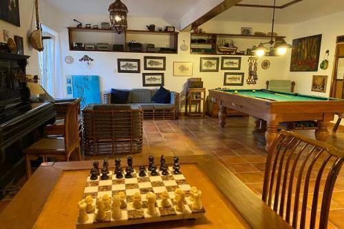 Villa P�ra Mi�da - A Home Away From Home