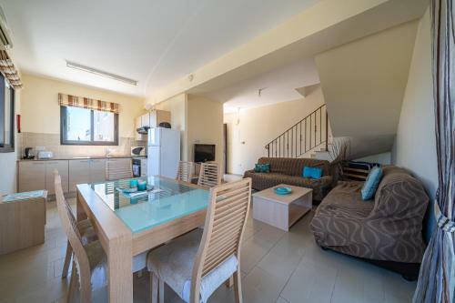 Kyklades Maisonette For 6 People