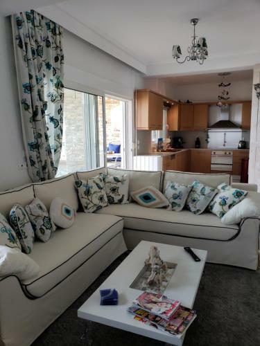 Ammos Lux Apartments