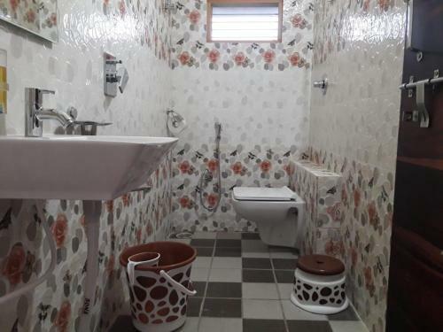 Saptami Hampi Homestay
