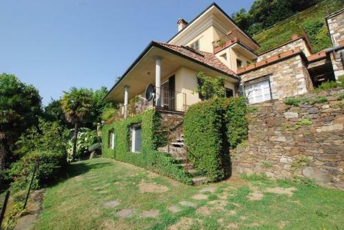 Apartamento A Balcony On Lake Maggiore