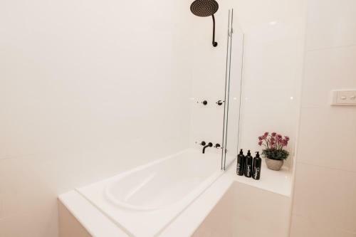 Dunkley House Bathurst Large Cbd Heritage Home, Sleeps 10