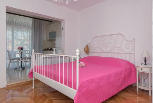 Apartmani Antunovi? Podgora
