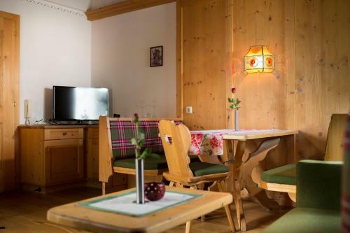 Apartamento Ferienwohnungen Alfonsst�berl