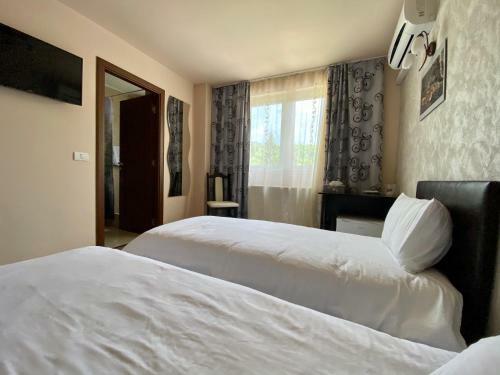 Hostal Pensiune Muntii Aninei