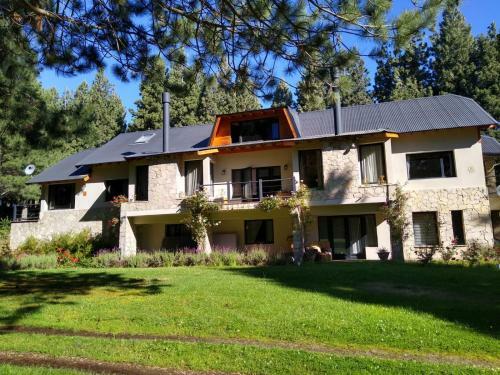 Casa De Lujo La Aldea Bariloche