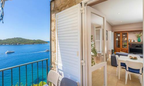 Sea Pearl Apartments