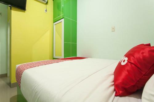 Hotel Oyo 1763 Dinda Residence Syariah