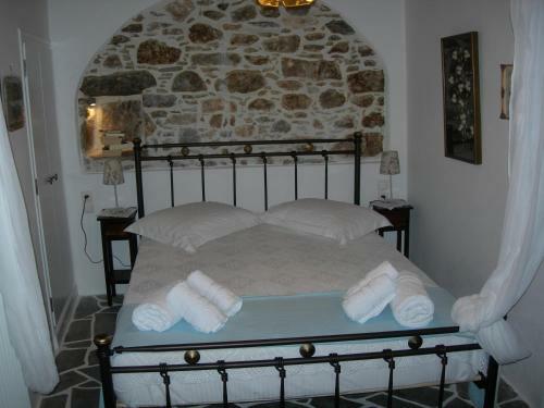 Old Stone House Roussou