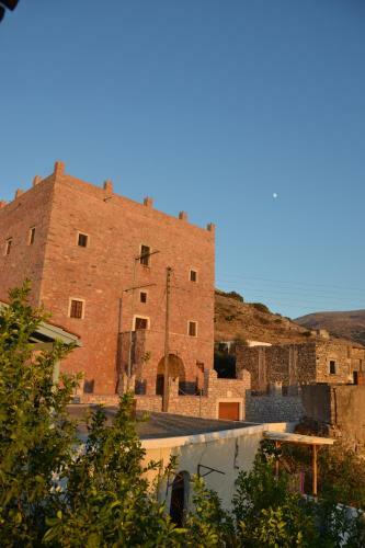 Old Stone House Roussou