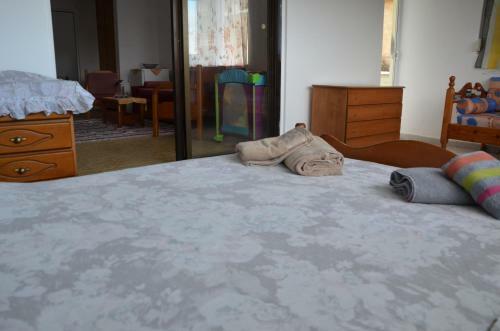 160 M2 Village House "arkadi"