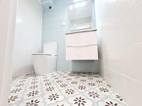 Central And New Fancy 2 Bedroom Apart.w/ 2 Wc