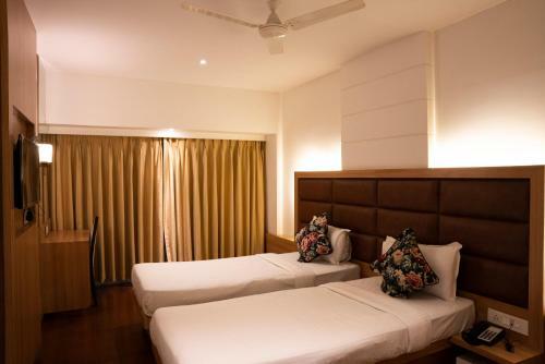 Gold Crest Business Hotel