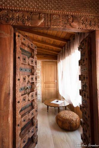 Bed & Breakfast Le Mas Des Mathes, Chambres D'h�tes, Studios