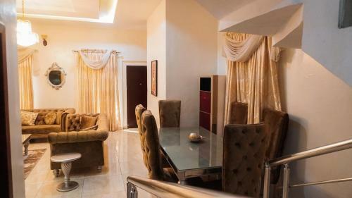 Gt Luxury Apartments