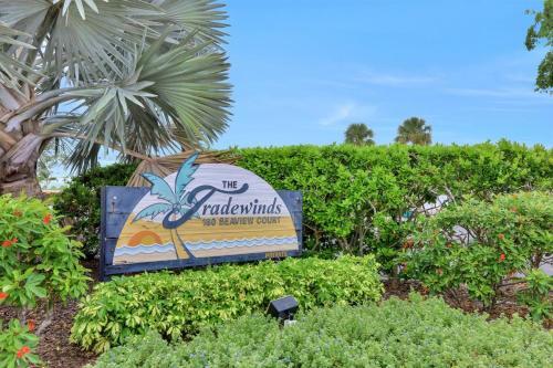 Tradewinds 1003