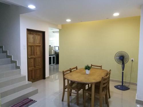 Hostal Ej Guesthouse