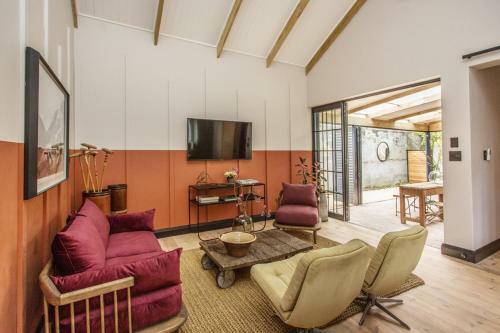 Sugarland Cottage, Stellenbosch Central