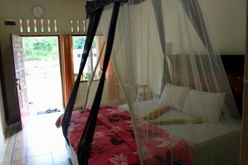 Hostal Thomas' Retreat Bukit Lawang