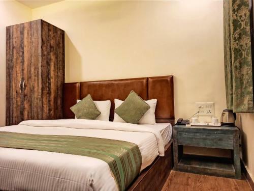Hotel Janki Inn - Hotel In Sigra