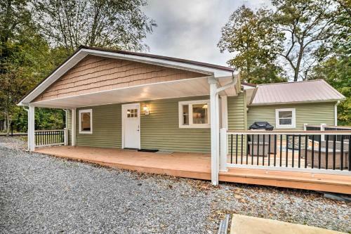 Benton House With Grill, Private Dock And Lake Access!