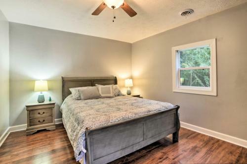 Benton House With Grill, Private Dock And Lake Access!