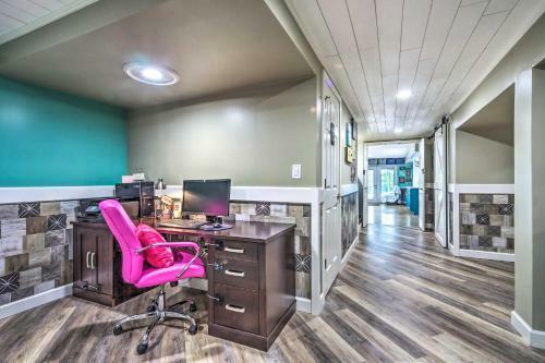 Apartment With Shared Amenities On 50 Acres