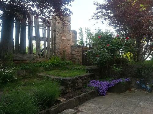 Rectoria De Montclar- Habitatge D'�s Tur�stic -apartament