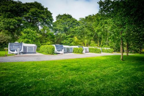 Pinetum Gardens Retreats