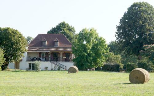 Etoile D'isis, Gites A La Ferme
