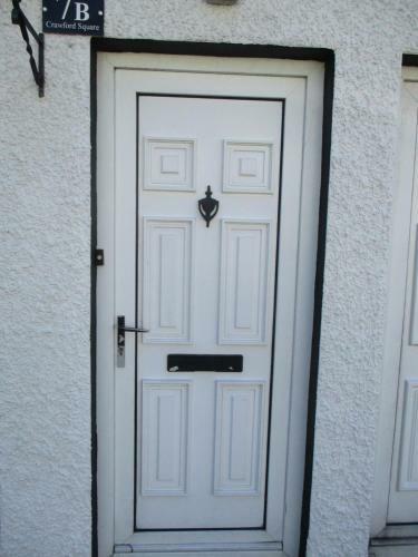 Moville Centre Apartment