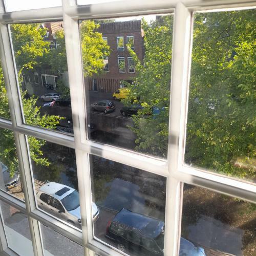 Historic City Apartment With Private Parking