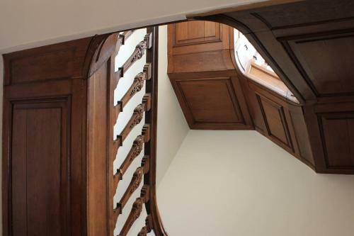 Historic City Apartment With Private Parking