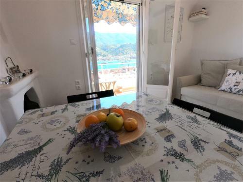 Villaki Poros House